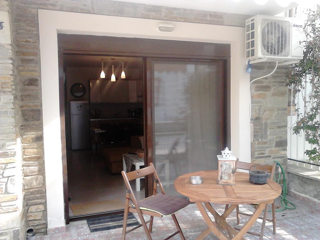 Luxury Apartment By The Beach Néa Péramos 외부 사진